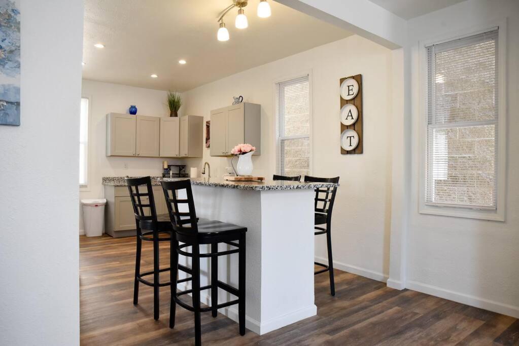 Stunning Big Near Downtown North Shore & Casa de férias Pittsburgh